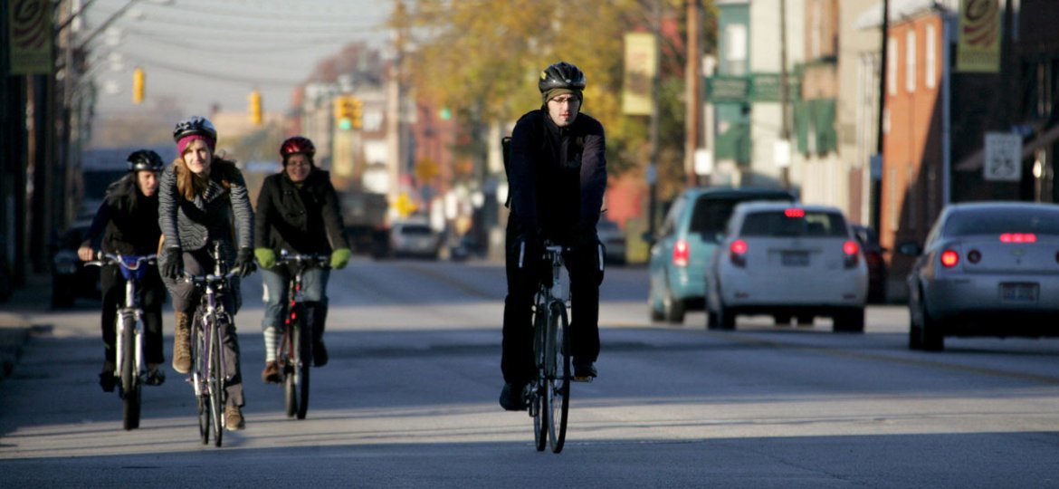 comportamento ciclisti in strada